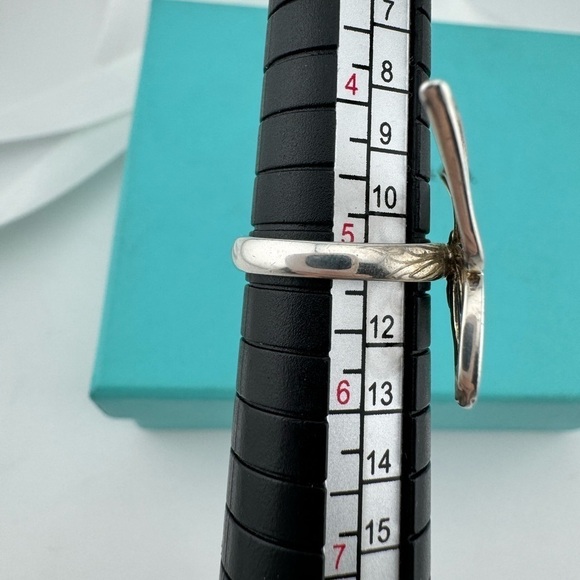 RARE Tiffany & Co. Filigree Butterfly Cocktail Ring in Sterling Silver Size 5 - Picture 3 of 5